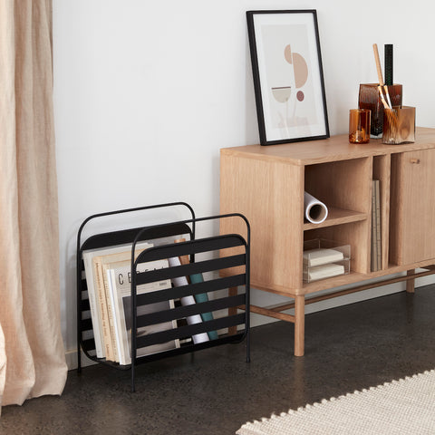MAGAZINE HOLDER