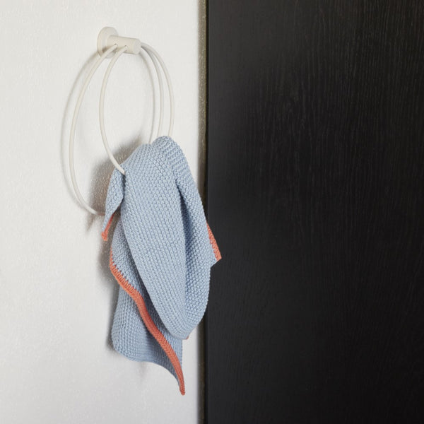 TOWEL RAIL